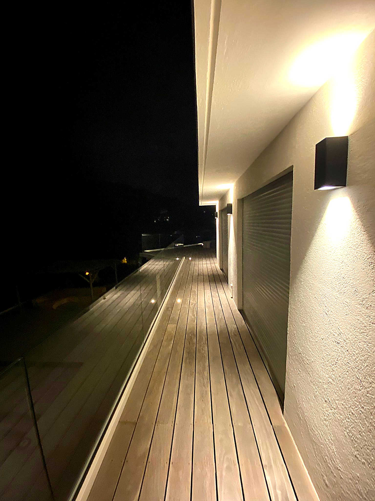 Éclairage de terrasse nocturne